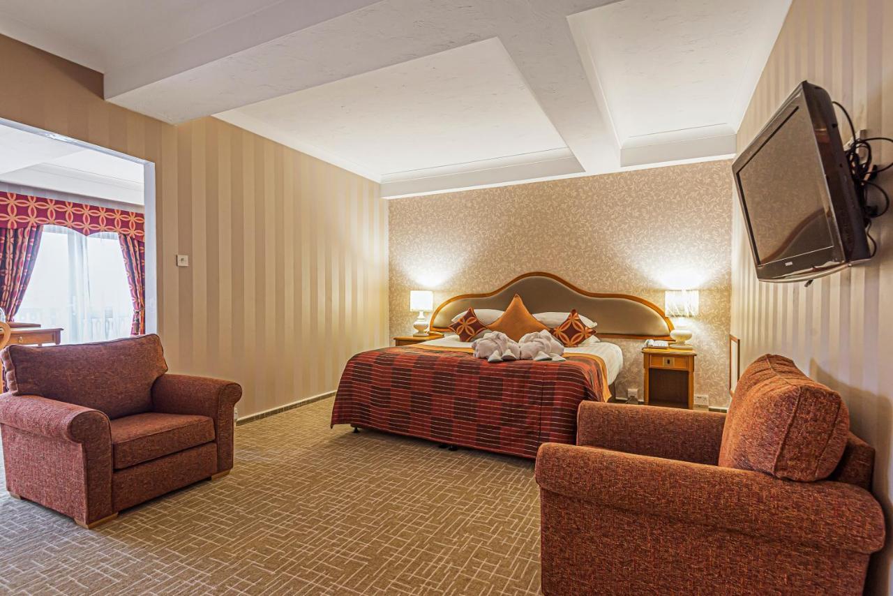 Hotel Coppid Beech Bracknell Exteriér fotografie